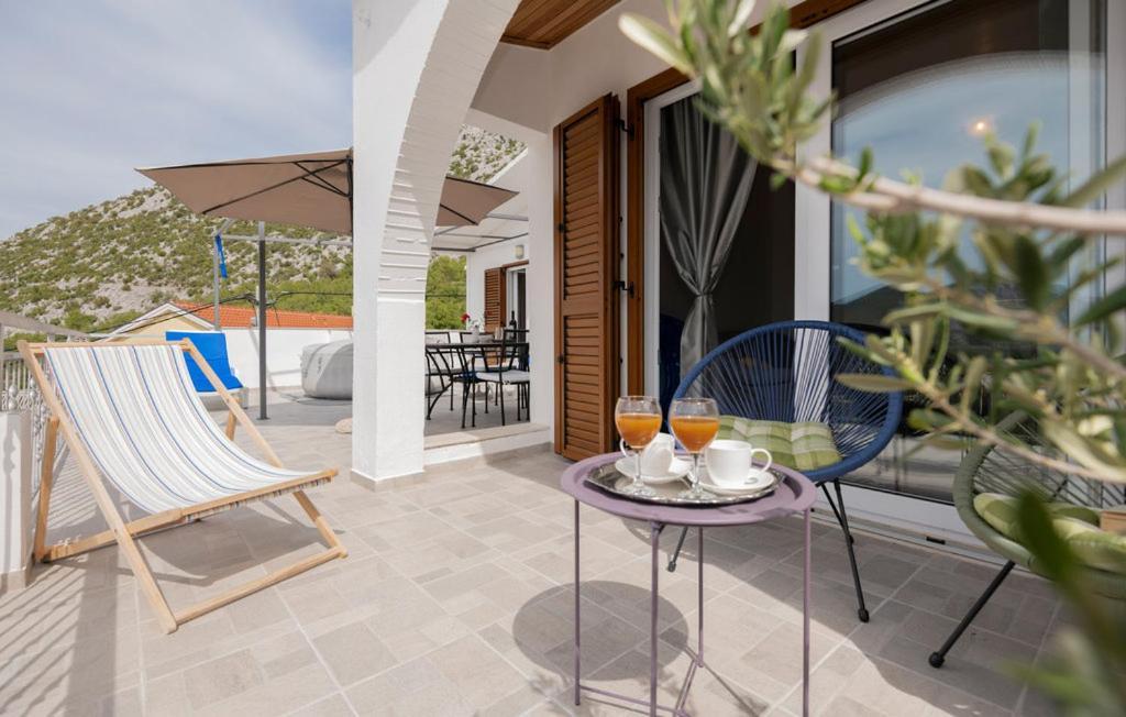 Holiday Home Horizonte With Jacuzzi Gornja Brela Exterior photo