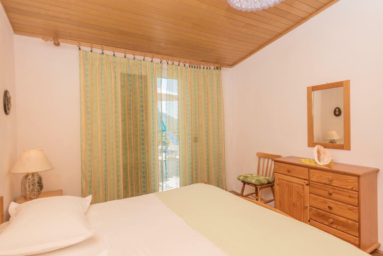 Holiday Home Horizonte With Jacuzzi Gornja Brela Exterior photo