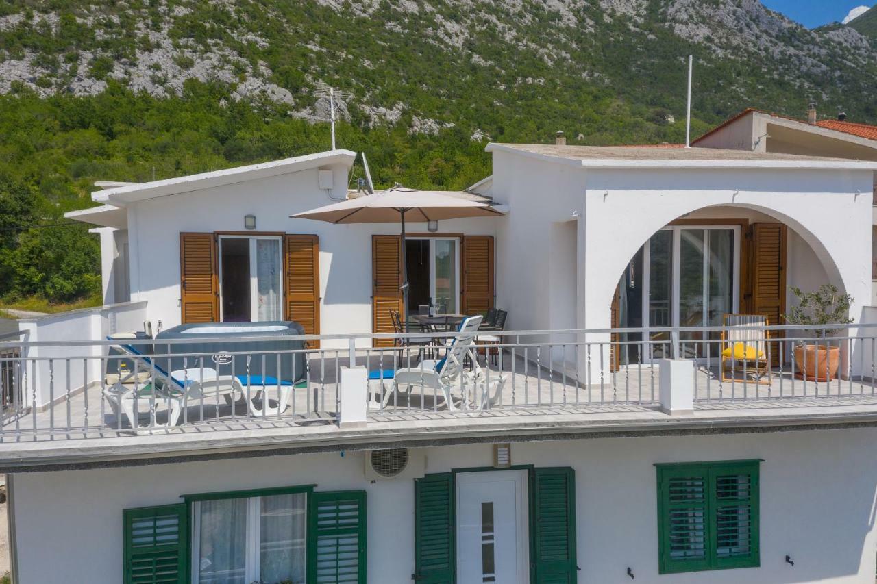 Holiday Home Horizonte With Jacuzzi Gornja Brela Exterior photo